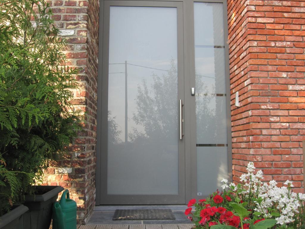 B&B Herberg Boerenhol De Mote Bvba Poperinge Exterior photo